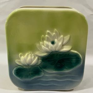 Royal Copley Planter Vase Vintage Flowers and Lily Pad Green Teal Blue Excellent